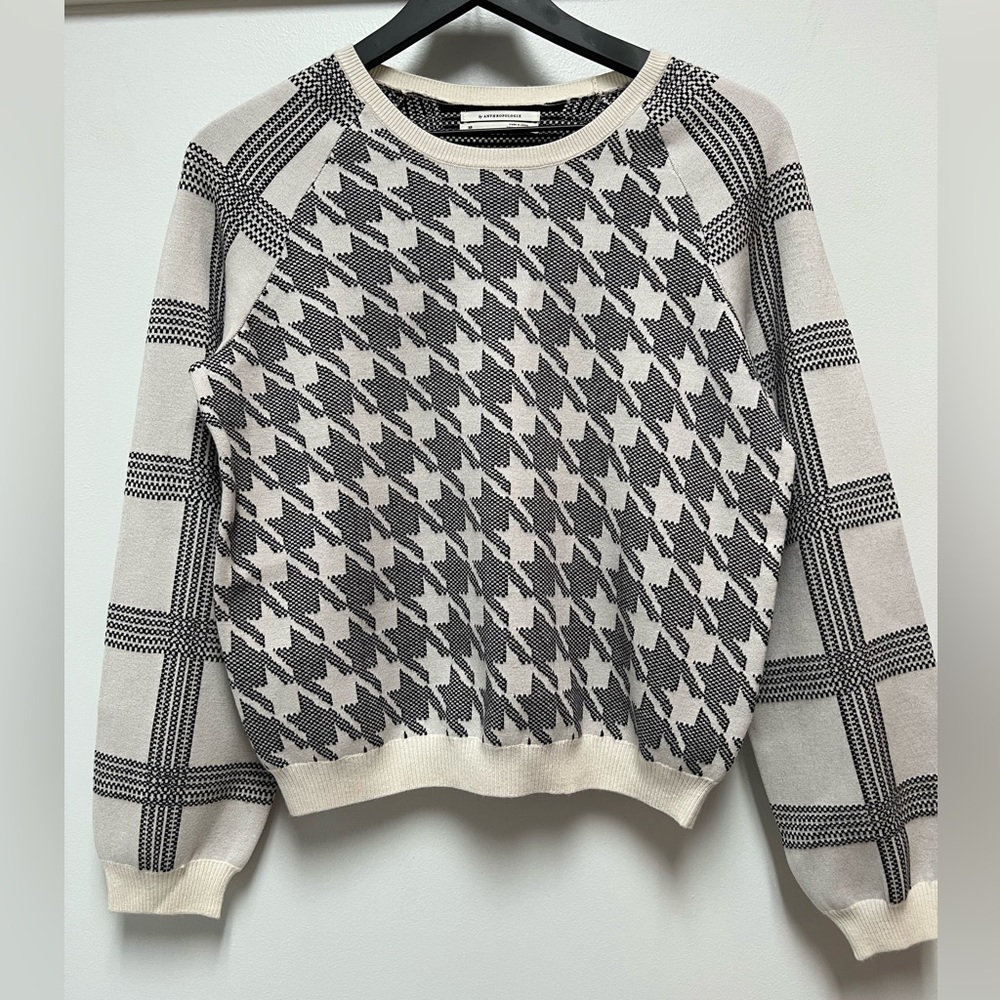 Anthropologie Black and White Geometric Long Sleeve Sweater